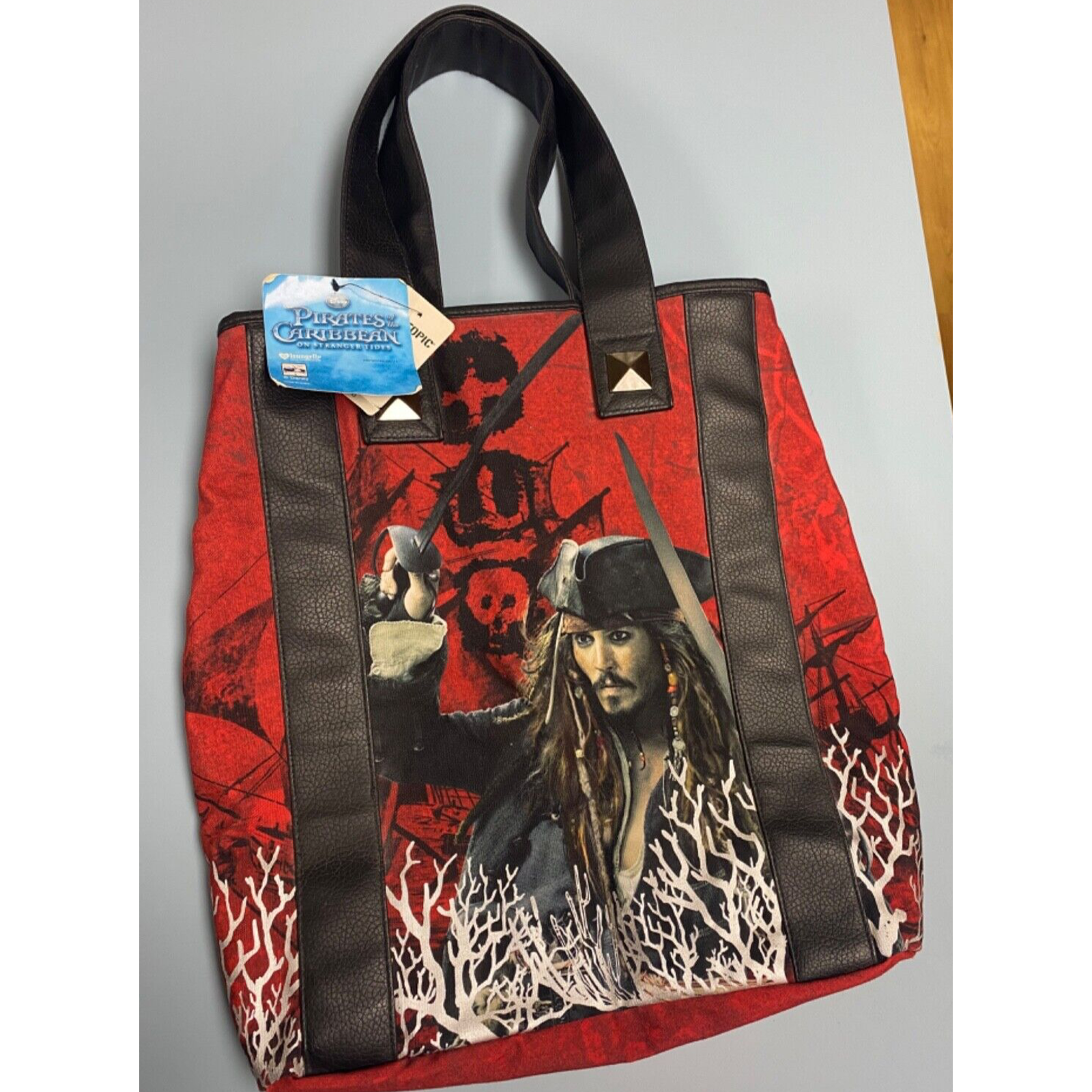 New Nwt Disney Pirates Of The Caribbean On Stranger Tides Tote Bag Purse New Nwt Disney Pirates Of The Caribbean On Stranger Tides Tote Bag Purse